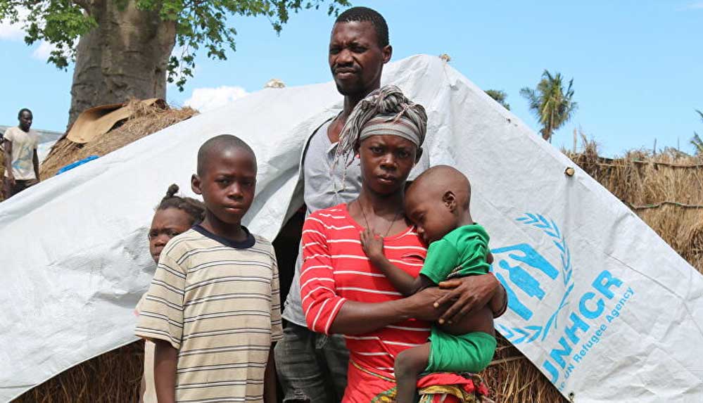 Mozambik'te IŞİD'e biat eden militanlar, annelerinin gözü önünde çocuklarının kafalarını kesiyor