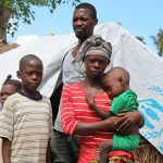 Mozambik'te-IŞİD'e-biat-eden-İslamcı-militanlar,-annelerinin-gözü-önünde-çocuklarının-kafalarını-kesiyor