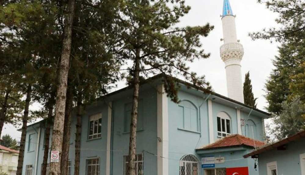 Musluk-hırsızı-imamı-çileden-çıkardı--Gelsin-parasını-vereyim