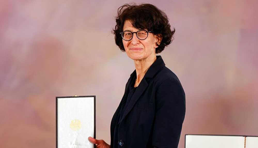 Özlem-Türeci’den-kanser-aşısı-açıklaması--Hazır-olmak-üzere