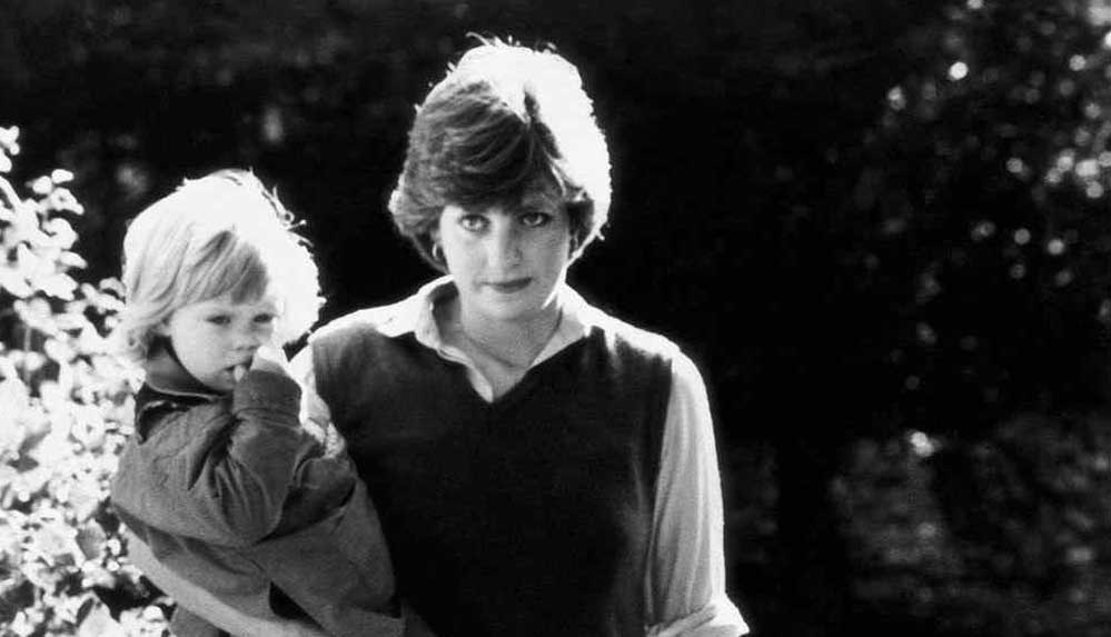 Prenses Diana’nın mektupları 67 bin 900 sterline satıldı