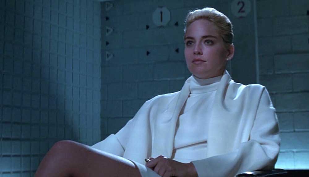 Sharon-Stone--Büyükannem-bizi-odaya-kilitler,-büyükbabam-da-taciz-ederdi