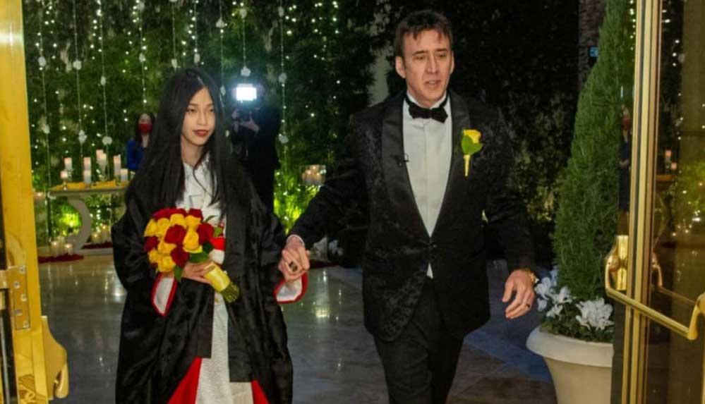 Son-evliliği-4-gün-süren-Nicolas-Cage,-26-yaşındaki-Riko-Shibata'yla-evlenerek-5.-kez-dünya-evine-girdi