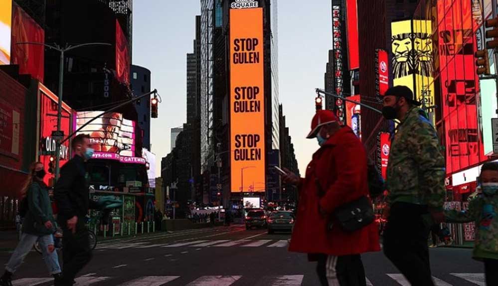Times Meydanı’nda ilan: Gülen’i durdurun