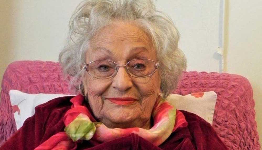 Usta-oyuncu-Altan-Karındaş,-tedavi-gördüğü-hastanede-hayatını-kaybetti