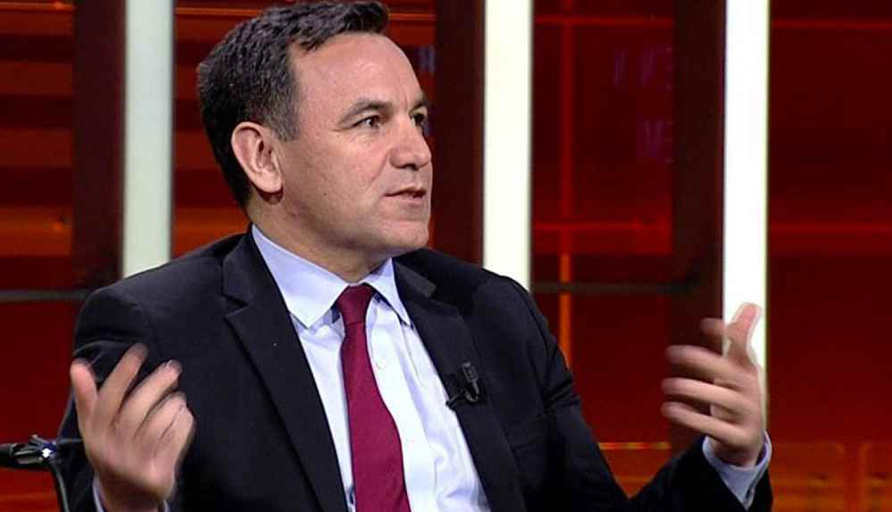 Zeyrek, 'hükümete yakın meslektaşım' diyerek aktardı