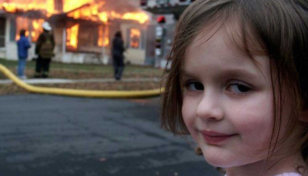 ‘Felaket-kız’-fotoğrafını-yıllar-sonra-servete-dönüştürdü