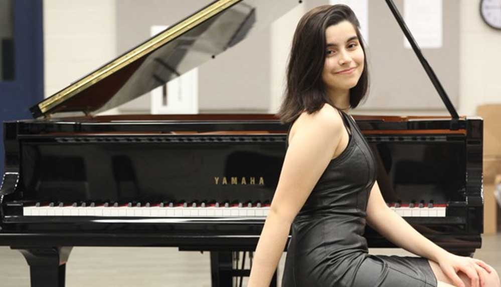 18 Yaşındaki dahi piyanist Elif Işıl, Manhattan School of Music'e kabul edildi 6 18-Yaşındaki-dahi-piyanist-Elif-Işıl,-Manhattan-School-of-Music'e-kabul-edildi