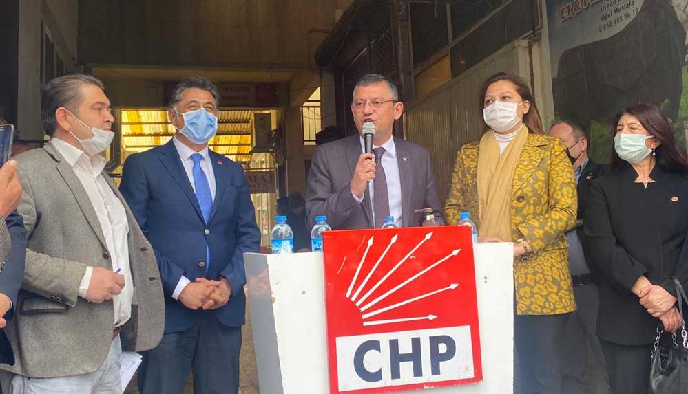 CHP'li Özgür Özel: "Ne kadar zorluk varsa sana, çil çil dolarlar yandaşa"