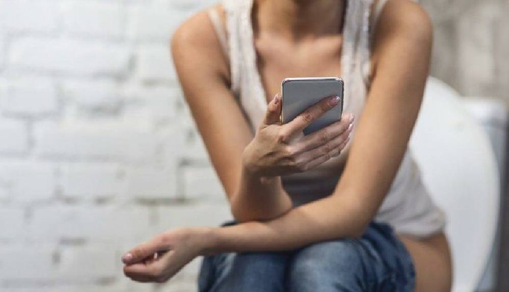 Cep telefonları 'hemoroid' riskini artırıyor