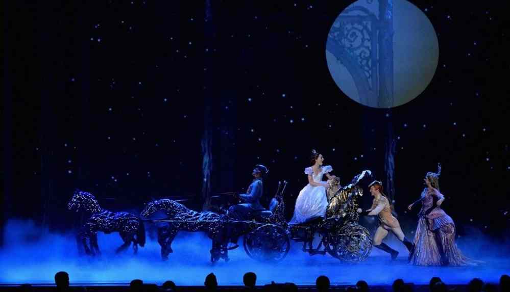 Cinderella müzikali, kadrosundaki beyaz oyuncular yüzünden iptal edildi