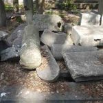 Eyüp Sultan Mezarlığı’nda define avcılığı