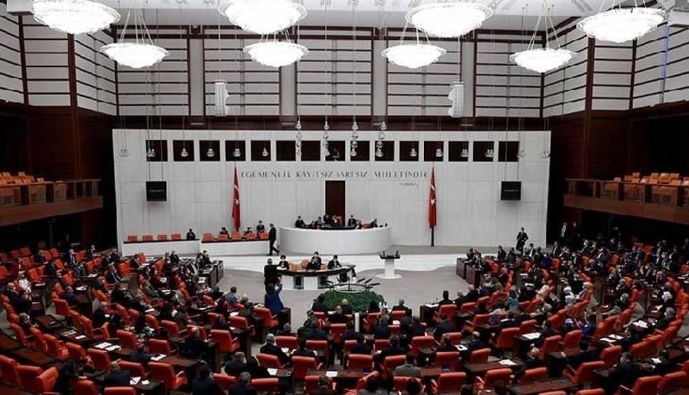Güvenlik-soruşturması-ve-arşiv-araştırması-kanun-teklifi-TBMM-Genel-Kurulu'nda-kabul-edildi