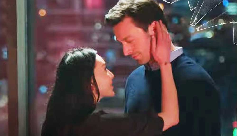 'Hande-Ataizi-yakınlarına,-“Diziyi-çekerken-Feyyaz'la-6-kere-öpüştük,-o-Covid-19-oldu,-bana-geçmedi”-demiş'