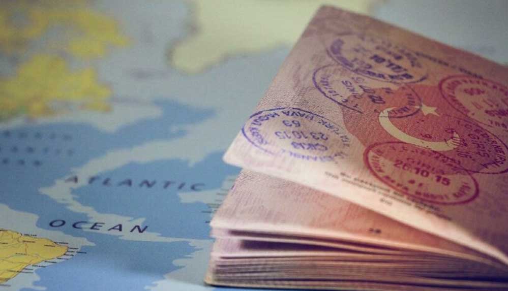 İBB: Faaliyetlerimiz arasında hizmet pasaportu sağlayarak yurt dışı gezisi organize etmek bulunmamaktadır