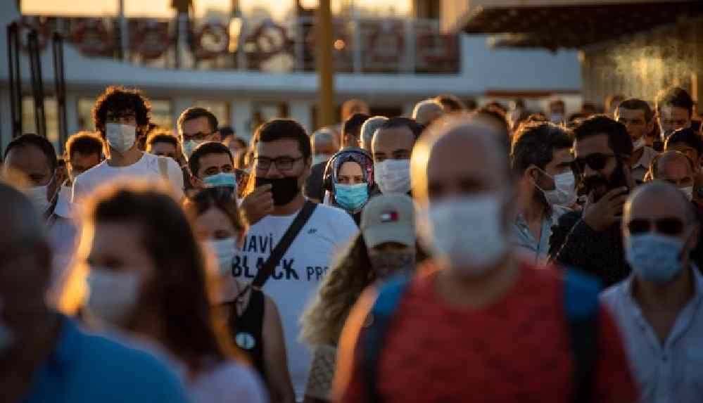 İstanbul'un koronavirüs yayılımında riskli 8 ilçe açıklandı