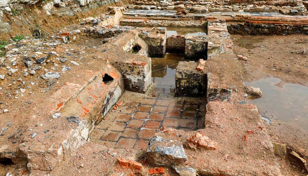 Kabataş'ta İstanbul'un tarihine ışık tutacak kalıntılar