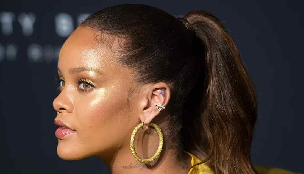 Rihanna, ırkçılığa karşı düzenlenen protestoya katıldı