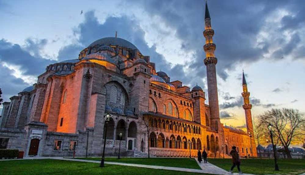 Süleymaniye Camii tarihi ve özellikleri... Süleymaniye Camii hakkında bilinmeyenler