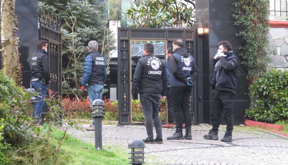 Sedat Peker ve 62 kişiye yönelik 5 ilde, eş zamanlı "organize suç örgütü" operasyonu 3 Sedat Peker ve 62 kişiye yönelik 5 ilde, eş zamanlı "organize suç örgütü" operasyonu