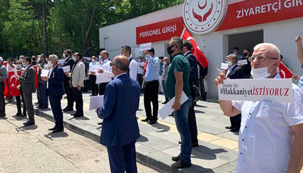 15 Temmuz gazileri: “İktidar paranın üzerine yattı, AKP’lilerin hakaretlerine uğradık”