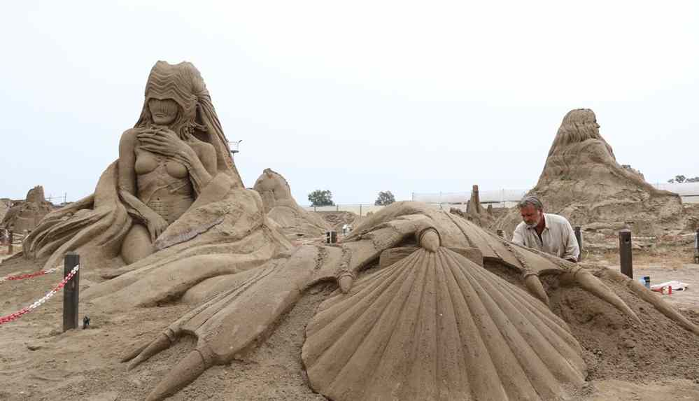 16. Uluslararası Antalya Kum Heykel Festivali'nin bu yılki teması 'Kayıp Kent Atlantis'