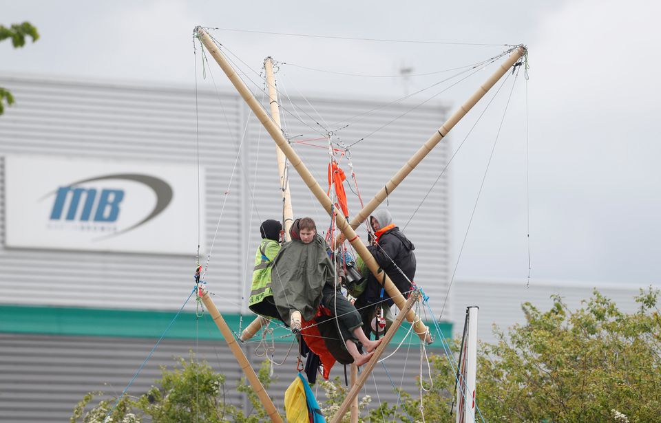Hayvan hakları savunucuları ülkedeki 1300 McDonald's restoranına ürün dağıtımını engelledi