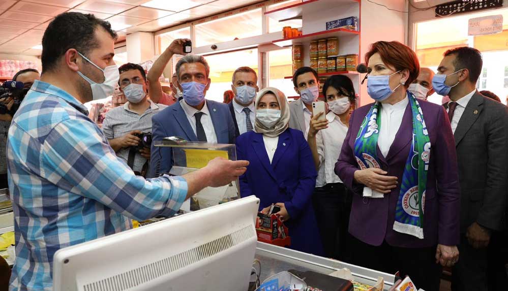 Akşener'e-İkizdereli-esnaf-dert-yandı--30-senedir-esnafım-bu-seneki-gibi-hiç-bitik-görmedim