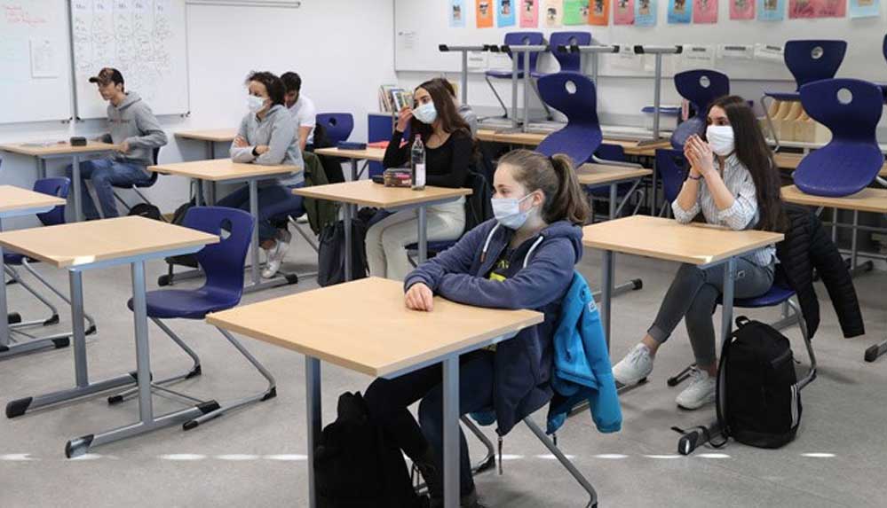 Almanya'dan çocuklar ve gençler için 2 milyar avroluk destek paketi 4 Almanya-hükümetinden-çocuklar-ve-gençler-için-2-milyar-avroluk-destek-paketi