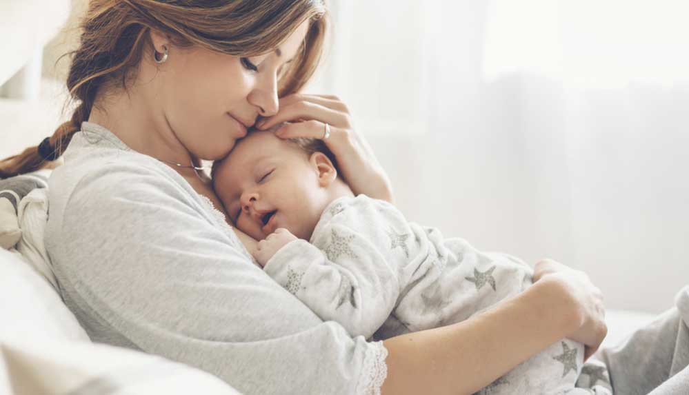 Bebeklerin gece boyu kesintisiz uyuması mümkün