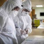 DSÖ Covid-19'la mücadelede dünyada en az 115 bin sağlık çalışanı hayatını kaybetti