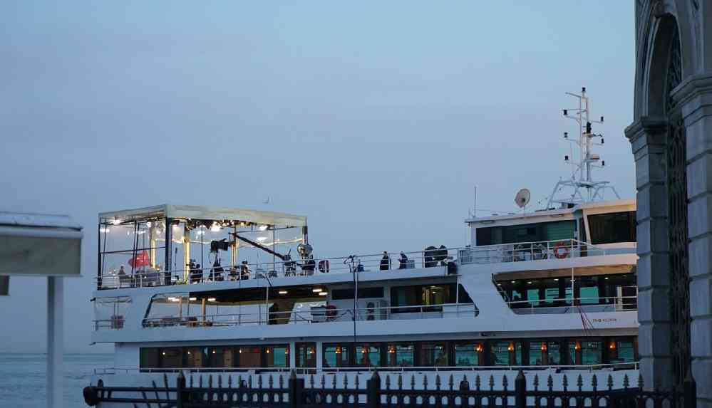 Diyanet'in günlük kirası 35 bin TL olan lüks teknedeki programına tepki: 'Gariban yer sofrasında şükretsin, efendiler gemilerde'