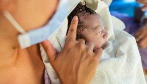 Doğum yapan Malili kadın 9 çocuk dünyaya getirdi