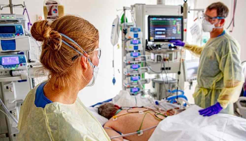 Elektrik kesintisi yüzünden 2 Covid hastası hayatını kaybetti