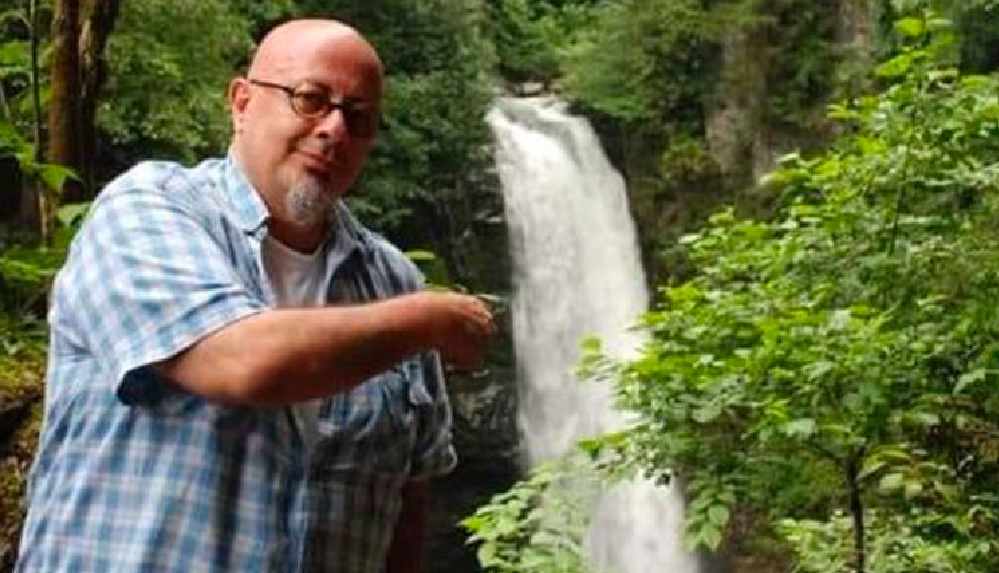 Gazeteci Adnan Genç, Covid-19 nedeniyle hayatını kaybetti