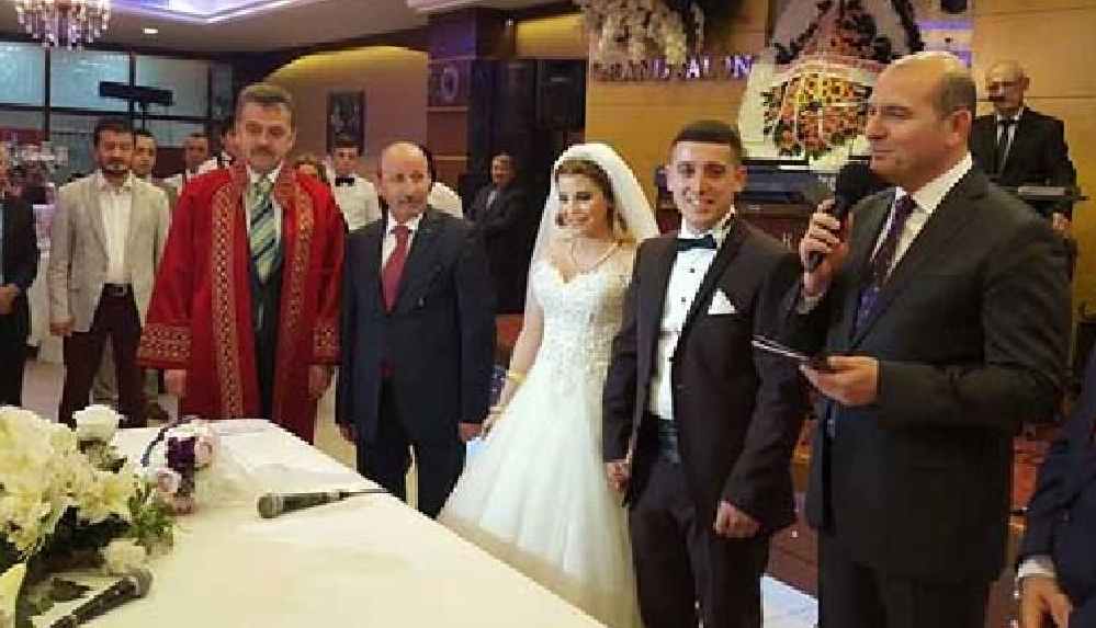 İçişleri Bakanı Soylu, Sedat Peker'in işaret ettiği 'akrabanın' nikâh şahidi çıktı