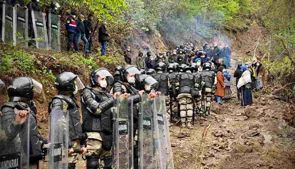 İkizdere'de direniş sürerken Bakanlık Cengiz İnşaat'a ikinci taş ocağı izni verdi