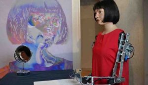 İlk ressam robot Ai-Da yeni sergisini açtı