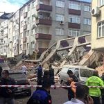 Son Dakika... Zeytinburnu'nda bina çöktü