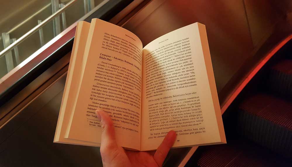 Türkiye-Yayıncılar-Birliği--Kitap-okumak-bir-lüks-değildir,-temel-bir-ihtiyaçtır