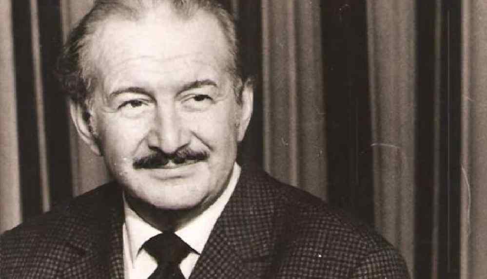 Usta tiyatrocu Haldun Taner vefat yıl dönümünde anılıyor