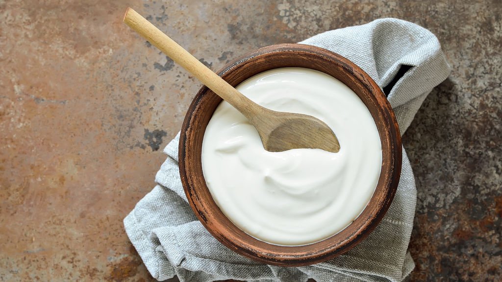 Yoğurdun faydaları nelerdir? Her gün yoğurt yemek zayıflatır mı? Göbek eriten zerdeçal, yoğurt, zencefil karışımı...