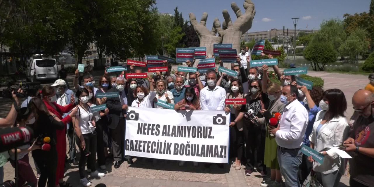 Gazeteci örgütlerinden 'Gazeteciye şiddete hayır' eylemi: "Nefes alamıyoruz"