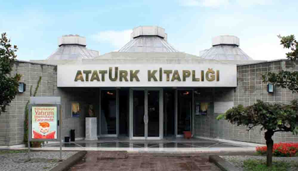 Atatürk Kitaplığı'ndaki 190 yıllık gazete nüshalarını jiletle kesmişler