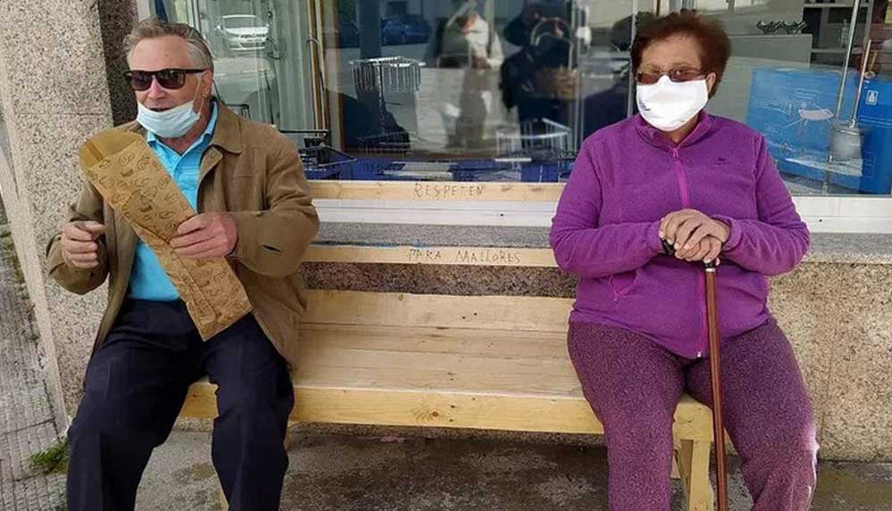 Belediyeye kızan 82 yaşındaki adam, eşi için yarım saatte bank yaptı