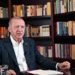 Cumhurbaşkanı Erdoğan'dan Sağlığınız sıhhatiniz nasıl sorusuna cevap Yıkılmadık, ayaktayız