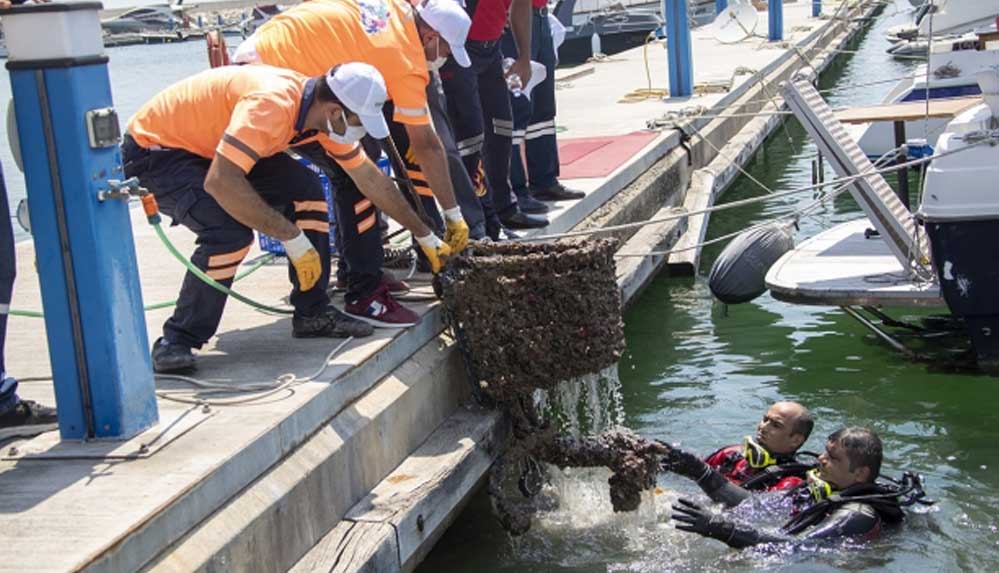 Denizin-dibinden-alışveriş-sepeti-çıktı!