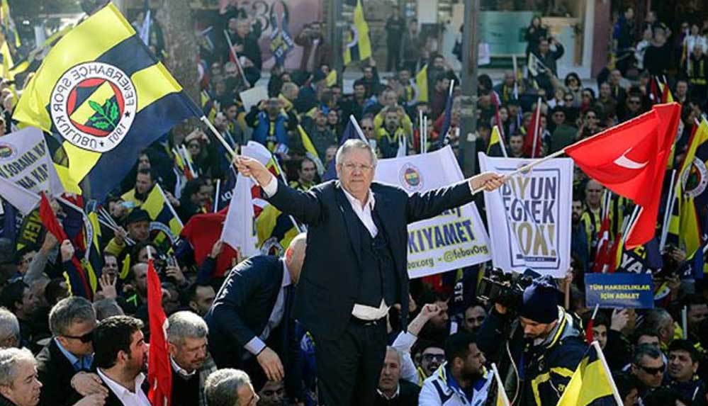 Fenerbahçe'nin eski başkanı Aziz Yıldırım, perşembe günü basın toplantısı düzenleyecek