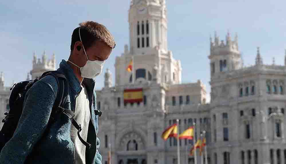 İspanya'dan, turistlere kapılarını açma kararı