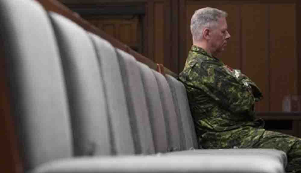 Kanada ordusunda taciz skandalı: Korgeneral istifa etti